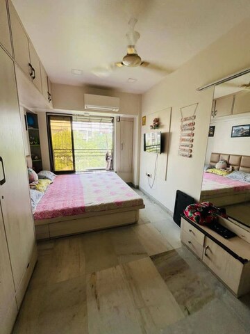 1 BHK Apartment For Rent in Vasant Valley Complex, Malad East