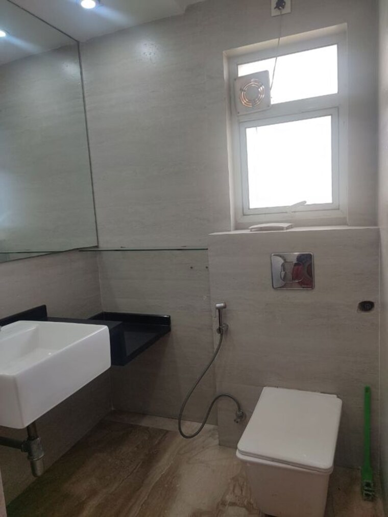 Bathroom, bestech-park-view-city-1 3 Bedroom 2075 Sq.Ft. Apartment In Sector 48 Gurgaon 9931743