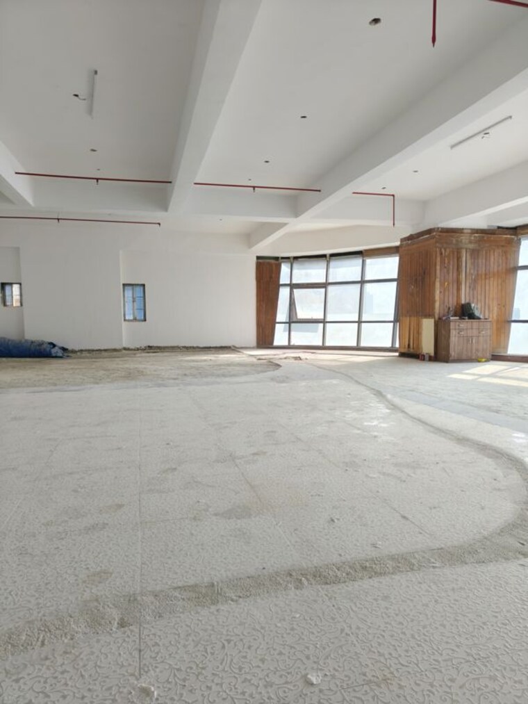 Room, gajra-g-square-business-park Commercial Shop 4800 Sq.Ft. In Vashi Sector 30a Navi Mumbai 9931725