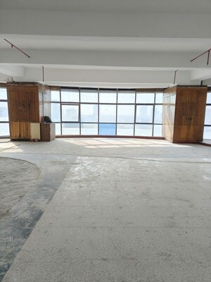 Room in  Shop at Gajra G Square Business Park, Vashi Sector 30a – for Rent