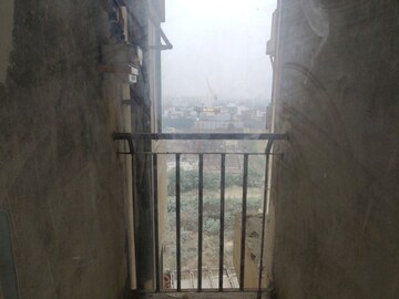 Bathroom in 2 BHK Apartment at Wave City, Wave City – for Rent