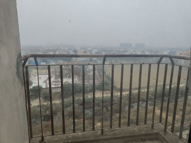 Balcony, wave-city 2 Bedroom 840 Sq.Ft. Apartment In Wave City Ghaziabad 9770982