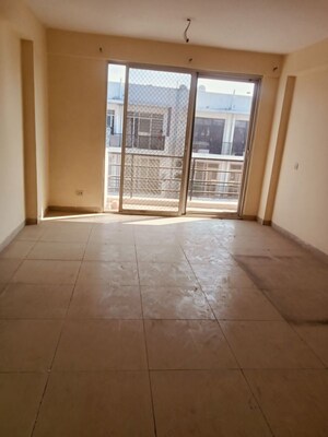 Room in 2 BHK Builder Floor at Wave Floors Premium, Wave City – for Rent