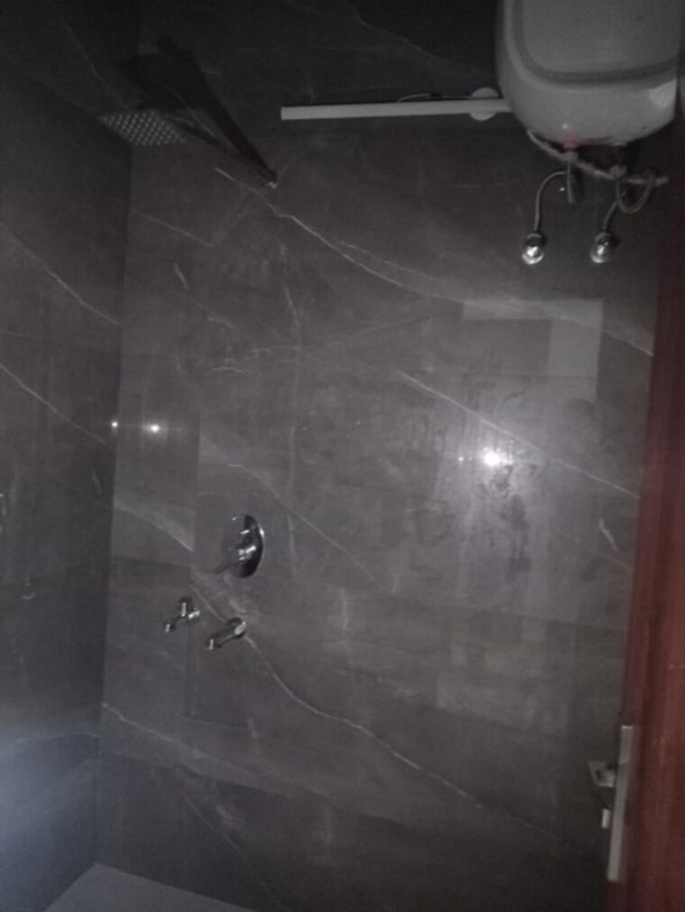 Bathroom, sector 55 3 Bedroom 1610 Sq.Ft. Independent House In Sector 55 Noida 9931751