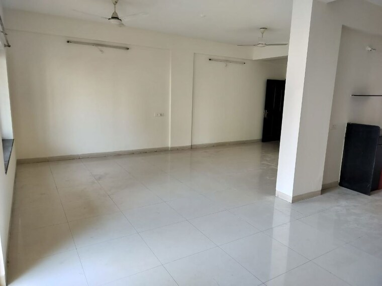 Room, mirchandani-palms 3 Bedroom 1650 Sq.Ft. Apartment In Rahatani Pune 9931757