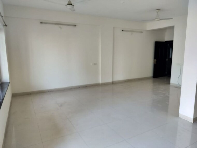 Room, mirchandani-palms 3 Bedroom 1650 Sq.Ft. Apartment In Rahatani Pune 9931757