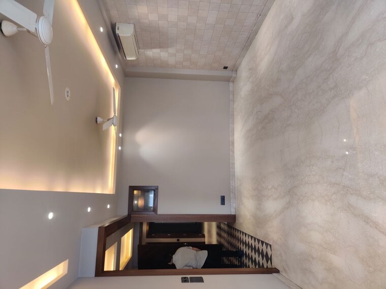 undefined, south extension ii 4 Bedroom 400 Sq.Yd. Builder Floor In South Extension ii Delhi 9931746