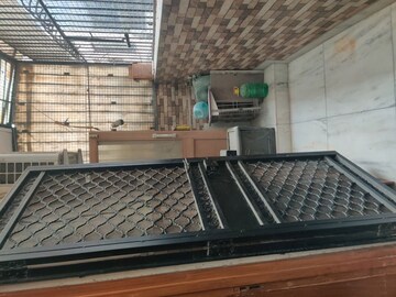 Bedroom in 4 BHK Builder Floor at Safdarjung Enclave – for Sale