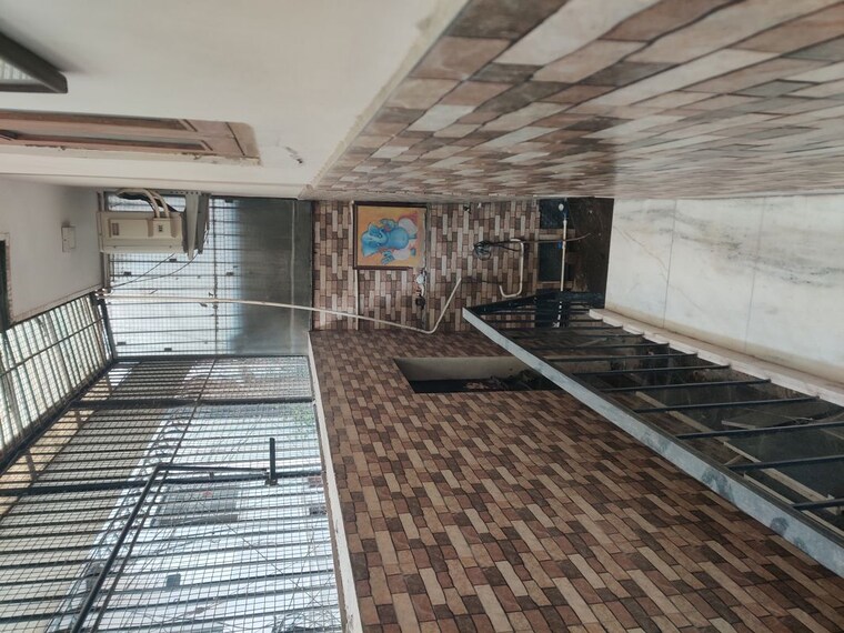 Exterior View, safdarjung enclave 4 Bedroom 300 Sq.Yd. Builder Floor In Safdarjung Enclave Delhi 9931728