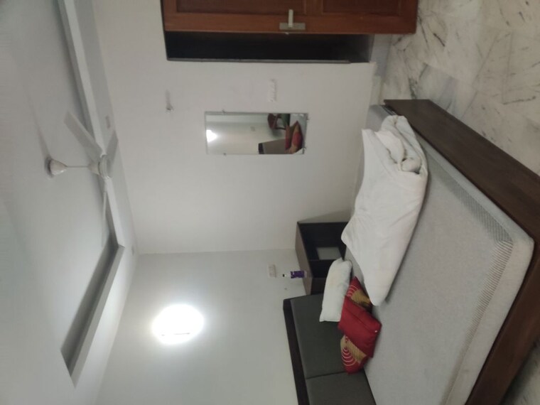 undefined, safdarjung enclave 4 Bedroom 300 Sq.Yd. Builder Floor In Safdarjung Enclave Delhi 9931728