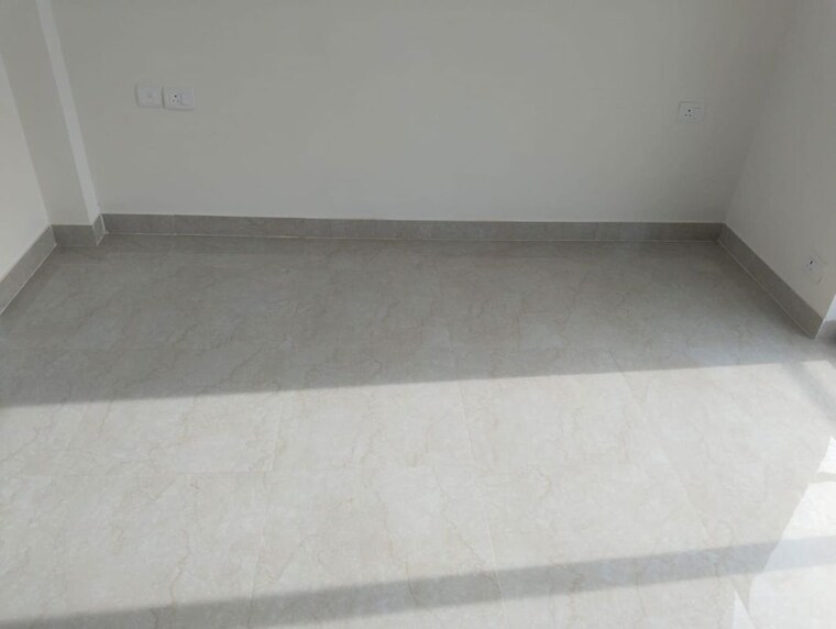 Room, shree-vardhman-victoria 2.5 Bedroom 1350 Sq.Ft. Apartment In Sector 70 Gurgaon 9931767