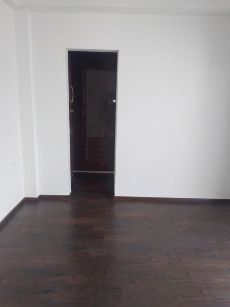 Room, shree-vardhman-victoria 2.5 Bedroom 1350 Sq.Ft. Apartment In Sector 70 Gurgaon 9931767
