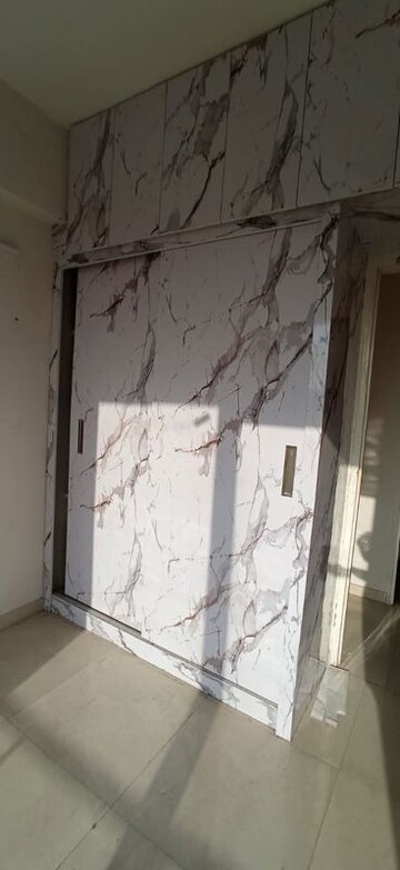 Room in 2 BHK Apartment at Signature Global The Millennia, Sector 37d – for Rent