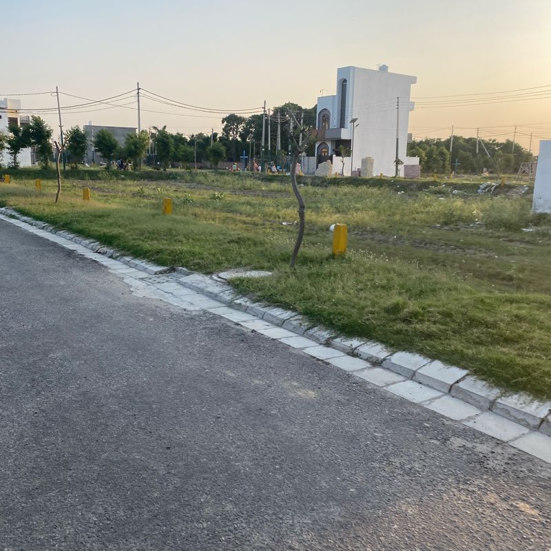 Plot For Sale in Prithvi Vihar