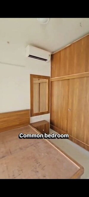 Room in 3 BHK Apartment at Lodha Bel Air, Jogeshwari West – for Rent