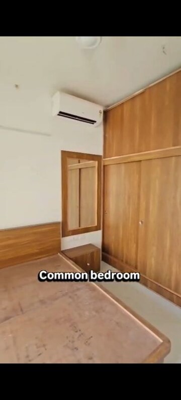 Room in 3 BHK Apartment at Lodha Bel Air, Jogeshwari West – for Rent