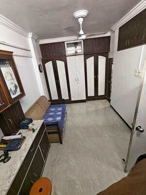 Master Bedroom in 1 BHK Apartment at Siddhivinayak Annex, Lower Parel – for Rent