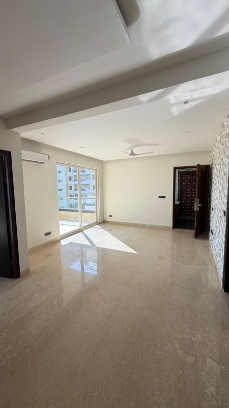3.5 BHK + Pooja Room,Servant Room Apartment For Rent in Maya Green Lotus Utsav