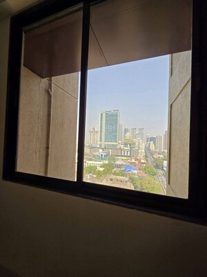 Room in 1 BHK Apartment at Alamdar The Auro, Lower Parel – for Rent