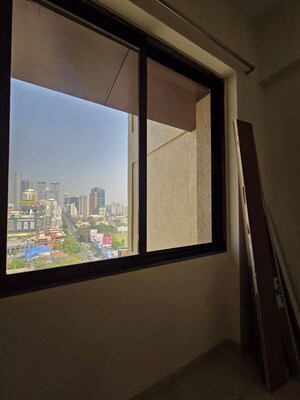 Room in 1 BHK Apartment at Alamdar The Auro, Lower Parel – for Rent