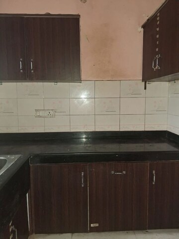 Kitchen in 1 BHK Independent House at Sector 16 – for Rent