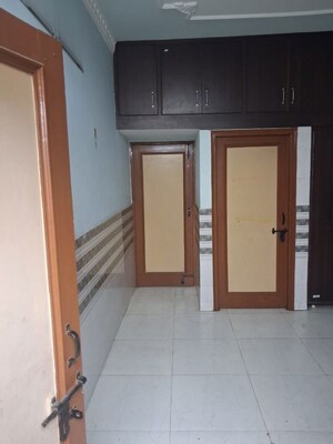 1 BHK Independent House For Rent in Sector 16