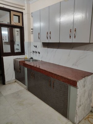 Kitchen in 1 BHK Builder Floor at Bhogal – for Rent