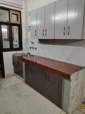 Kitchen in 1 BHK Builder Floor at Bhogal – for Rent