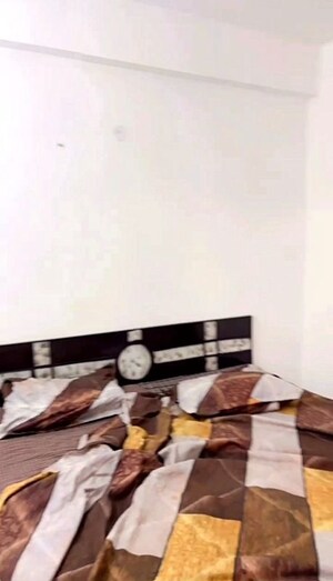 Furnished Amenities in 2 BHK Apartment at Vashisht Heights, Sector 87 – for Rent