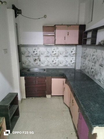 Kitchen in 2 BHK Builder Floor at Gomti Nagar – for Rent