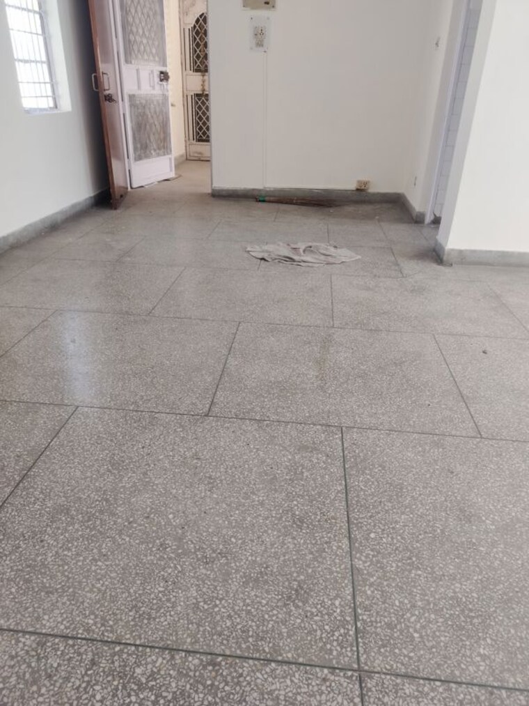 Room, vasant kunj 2 Bedroom 1100 Sq.Ft. Apartment In Vasant Kunj Delhi 9931940