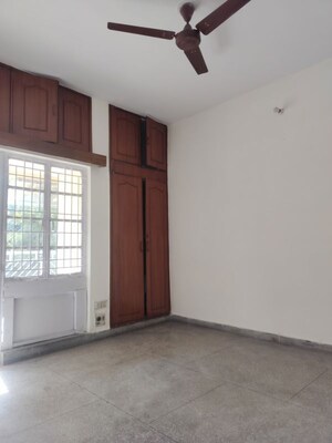 2 BHK Apartment For Rent in Vasant Kunj