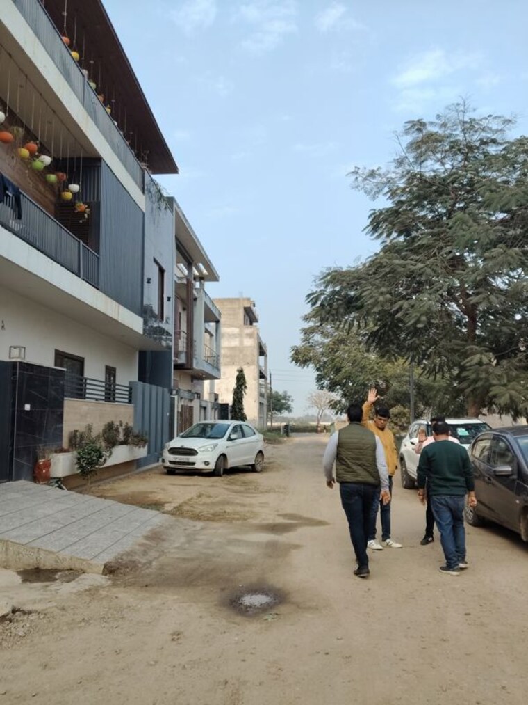 Exterior View, aditya-park-town 3 Bedroom 135 Sq.Yd. Builder Floor In Mahurali Ghaziabad 9931945