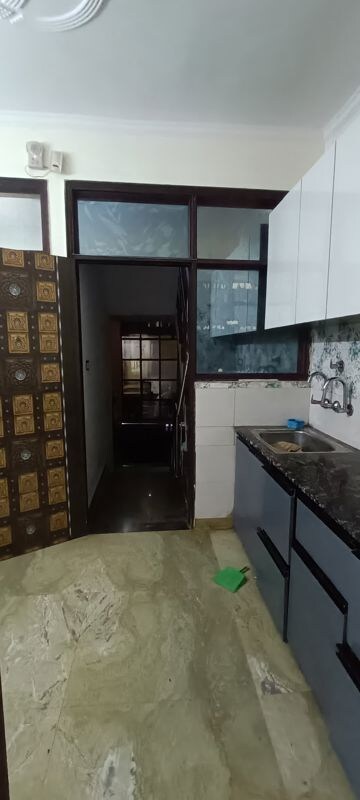 Kitchen in 1 BHK Builder Floor at Rohini Sector 8 – for Rent