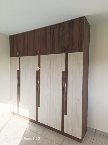 Room in 3.5 BHK Apartment at Prestige Park Square, Bannerghatta Road – for Rent