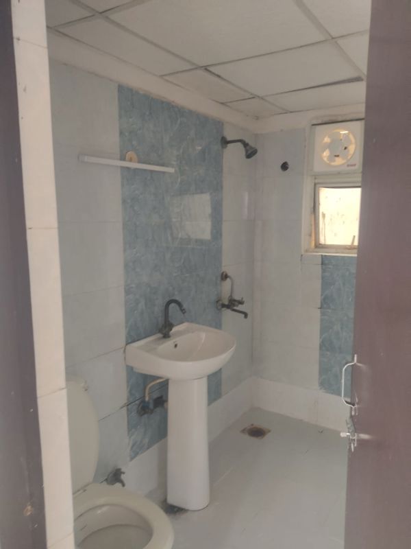 2 BHK + Study Room Apartment For Rent in Gardenia Gateway
