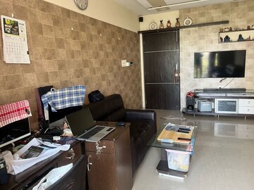 Team Area in 3 BHK Apartment at Mulund East – for Sale