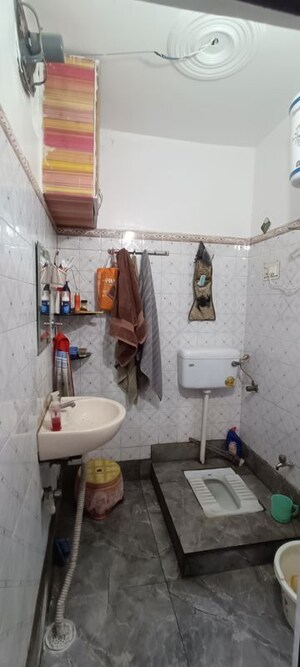 Master Bedroom in 2 BHK Builder Floor at Rohini Sector 7 – for Sale