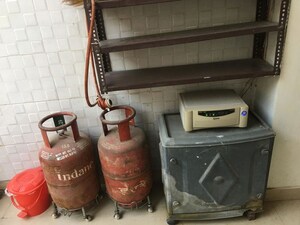 Furnished Amenities in 1 BHK Builder Floor at Palam Vihar – for Rent