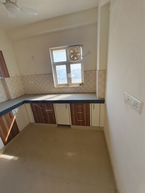 Furnished Amenities in 2.5 BHK Apartment at Unique Sapphire, Mohanpura – for Rent