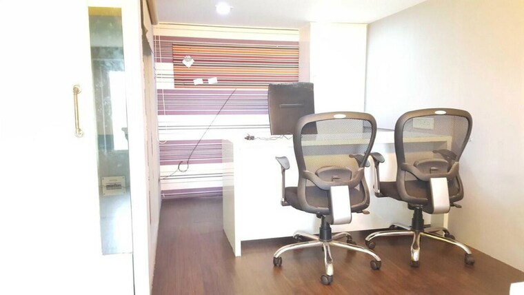Team Area, haware-fantasia Commercial Office Space 360 Sq.Ft. In Vashi Sector 28 Navi Mumbai 9932002