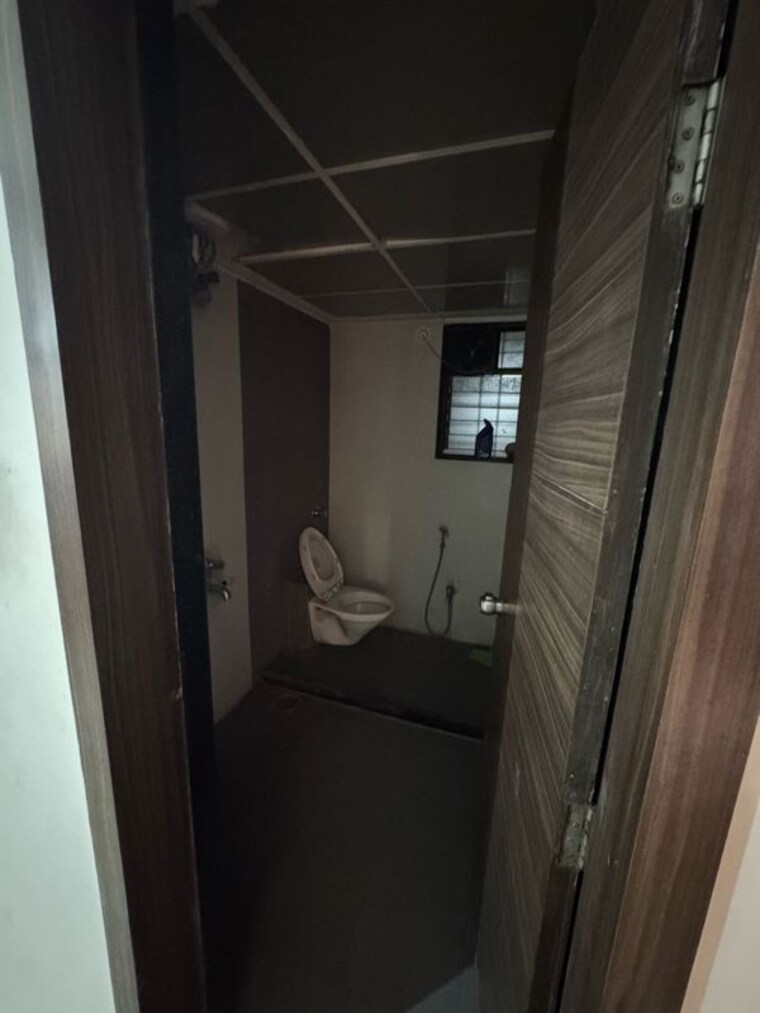 Bathroom, goel-ganga-hill-mist-garden 2 Bedroom 800 Sq.Ft. Apartment In Kondhwa Pune 9931993