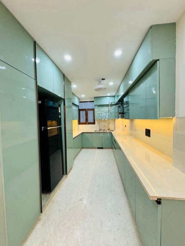 Kitchen, sector 57 2 Bedroom 1800 Sq.Ft. Builder Floor In Sector 57 Gurgaon 9932017