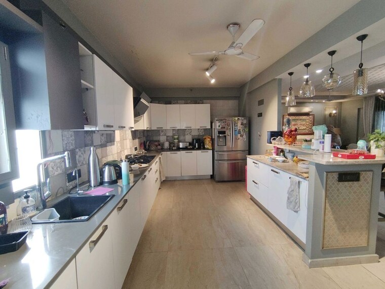 Kitchen, tata-raheja-raisina-residency 4 Bedroom 3829 Sq.Ft. Apartment In Sector 59 Gurgaon 9931966
