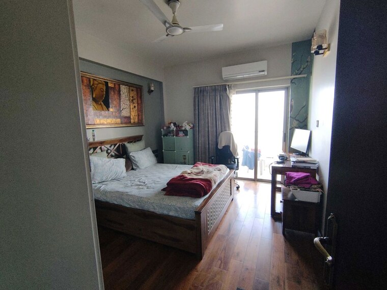 Bedroom, tata-raheja-raisina-residency 4 Bedroom 3829 Sq.Ft. Apartment In Sector 59 Gurgaon 9931966