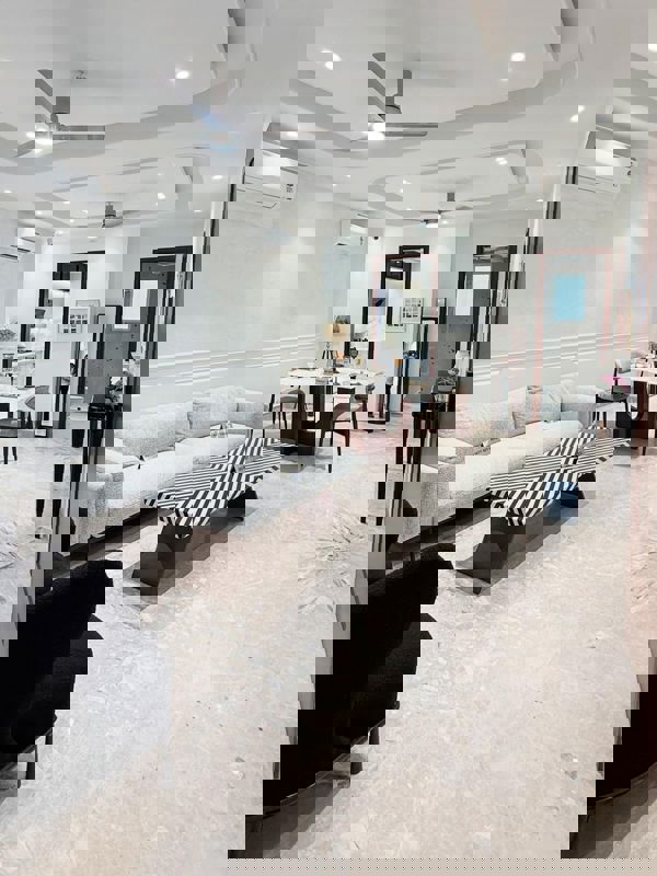 3.5 BHK + Study Room 1620 Sq.Ft. Builder Floor in BPTP Green Oaks