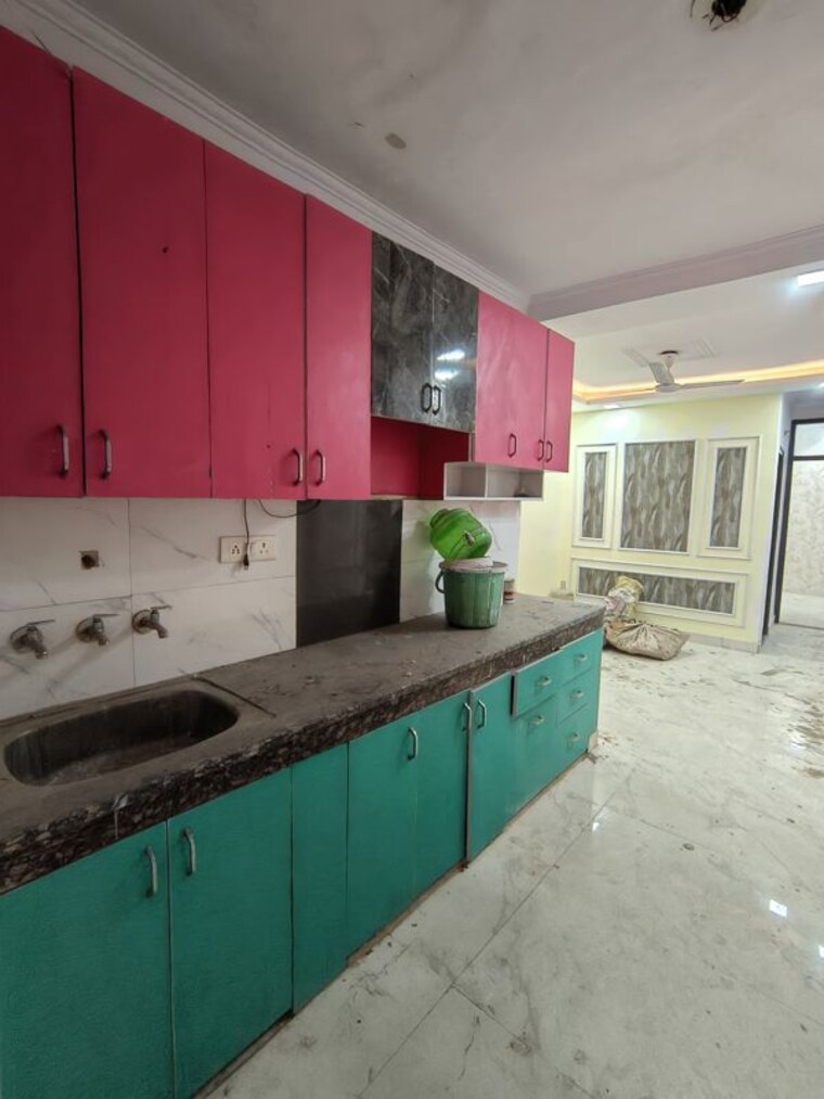 Kitchen, govindpuri 2 Bedroom 60 Sq.Yd. Builder Floor In Govindpuri Delhi 9932050