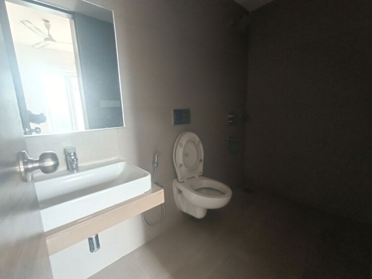 Bathroom, akshar-alvario 2 Bedroom 1200 Sq.Ft. Apartment In Seawoods Navi Mumbai 9932058