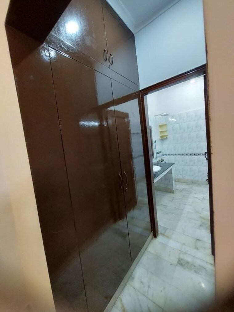 undefined, slf-indraprastha-apartments 2 Bedroom 1200 Sq.Ft. Independent House In Sector 30 Faridabad 9932066