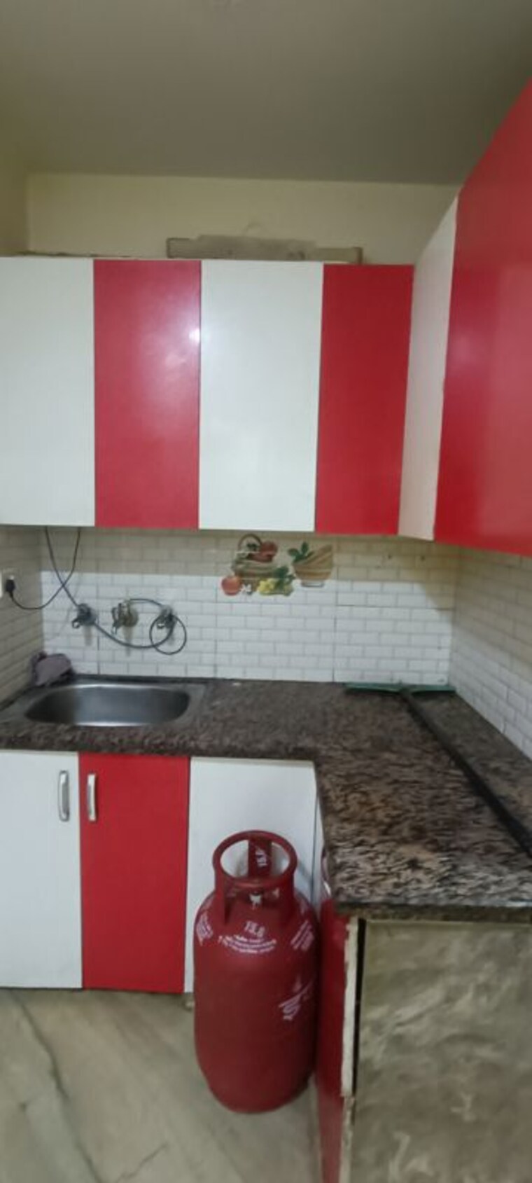 Bedroom, rohini sector 8 1 Bedroom 350 Sq.Ft. Builder Floor In Rohini Sector 8 Delhi 9932076